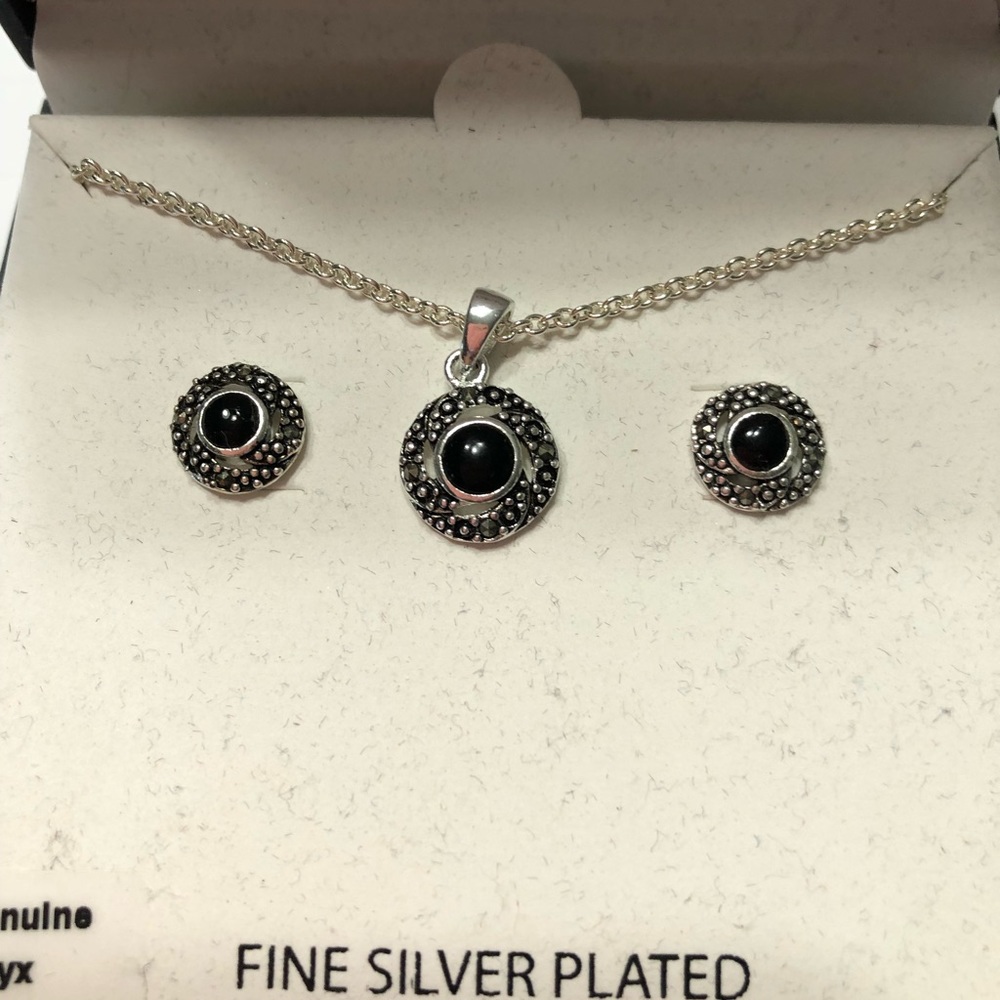 Le Vieux handcrafted with Swarovski Marcasite necklace earrings gift set jewelry